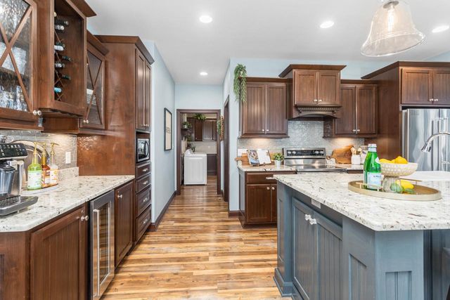 3842 Timber Stone WAY, Hubertus, WI 53033