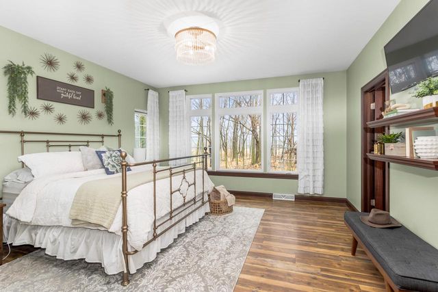 3842 Timber Stone WAY, Hubertus, WI 53033