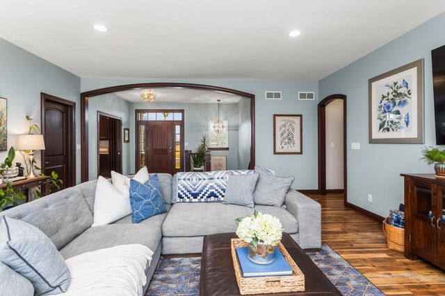 3842 Timber Stone WAY, Hubertus, WI 53033