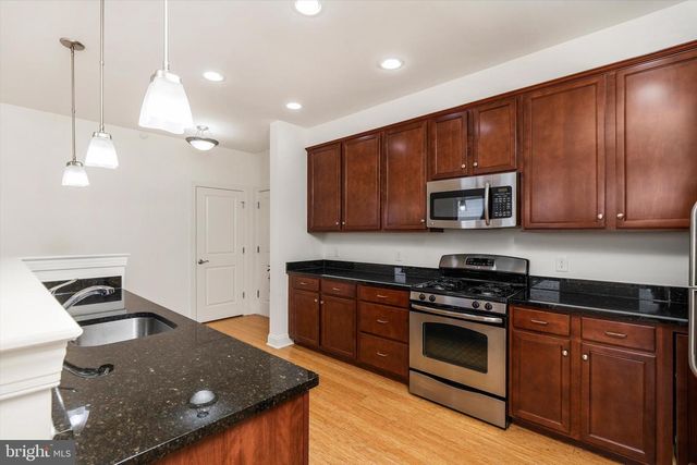 16 MARKET SQ N, Plainsboro, NJ 08536