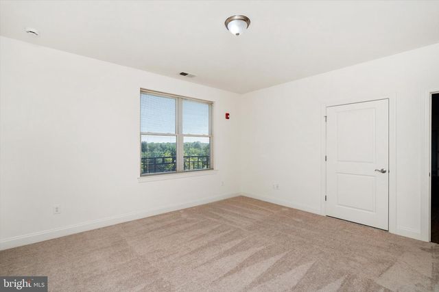 16 MARKET SQ N, Plainsboro, NJ 08536