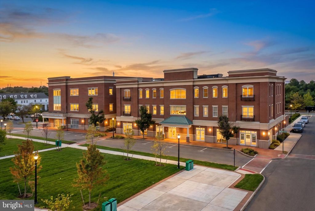 16 MARKET SQ N, Plainsboro, NJ 08536
