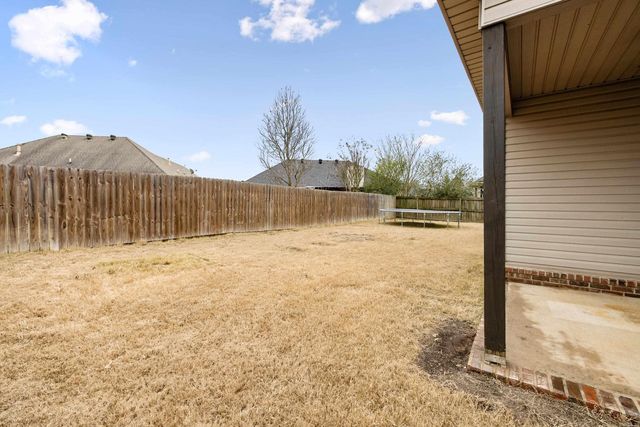222 Pleasant Holly Drive, Benton, AR 72015
