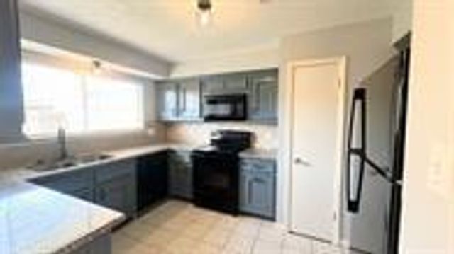 2746 Spring Canyon Court, Houston, TX 77067