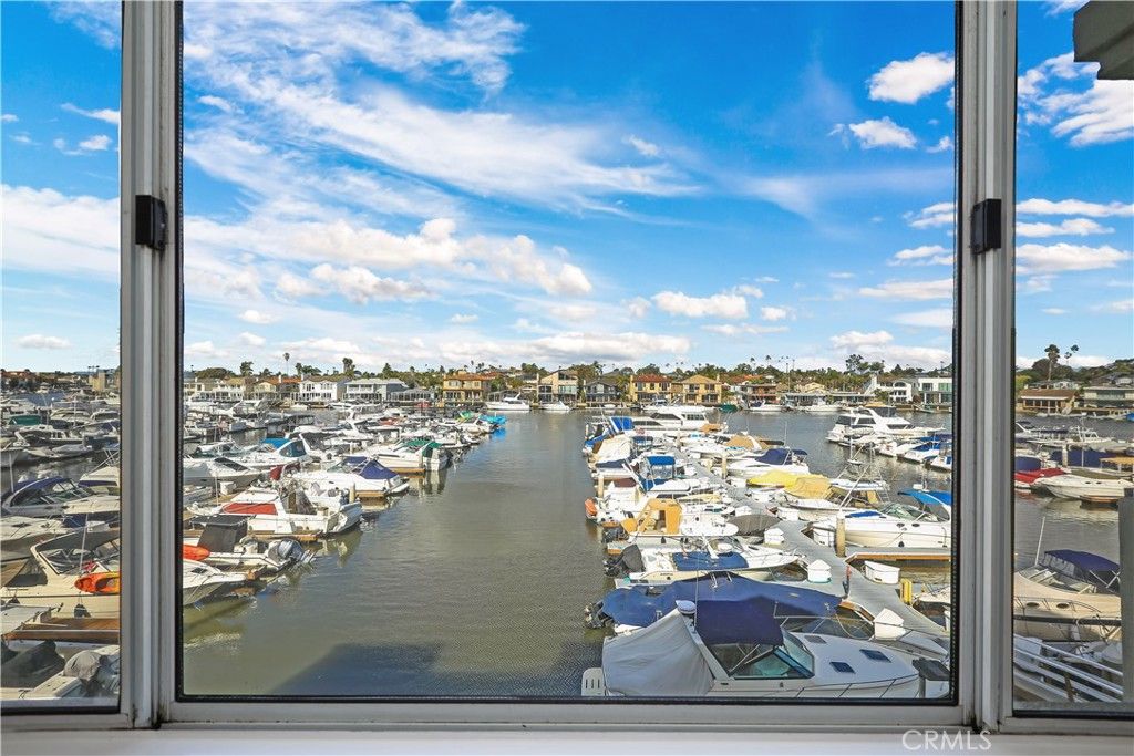 Image 30 of property listing at 4165 Warner Avenue 202, Huntington Beach, CA 92649