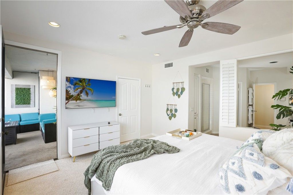 Image 31 of property listing at 4165 Warner Avenue 202, Huntington Beach, CA 92649