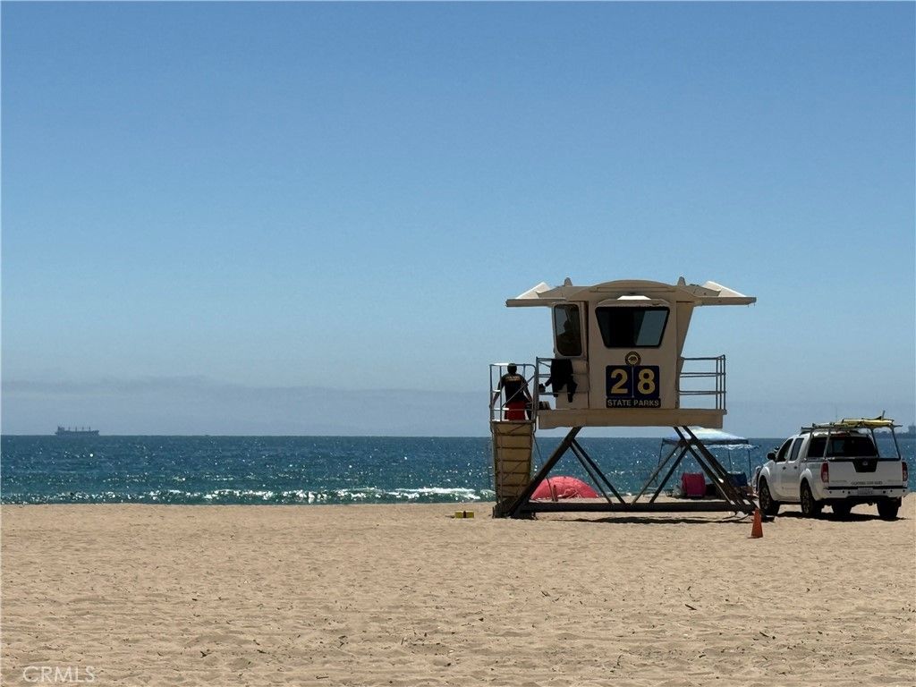 Image 65 of property listing at 4165 Warner Avenue 202, Huntington Beach, CA 92649