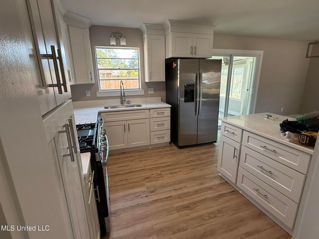 856 Rustwood Drive, Biloxi, MS 39532