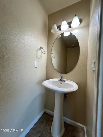 17402 N 19th Avenue Apt 1, Phoenix, AZ 85023