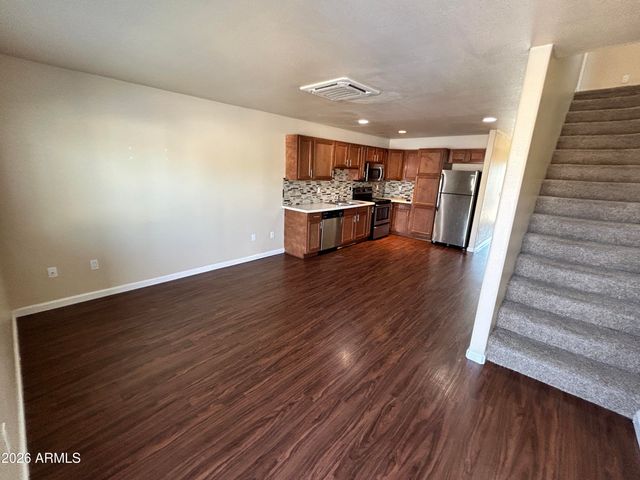 17402 N 19th Avenue Apt 1, Phoenix, AZ 85023