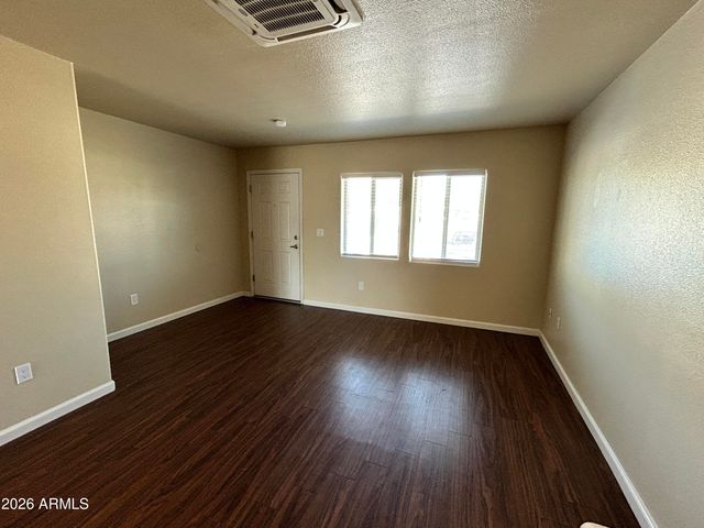 17402 N 19th Avenue Apt 1, Phoenix, AZ 85023