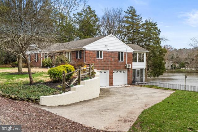 61 LAKEVIEW DR, Woodstown, NJ 08098