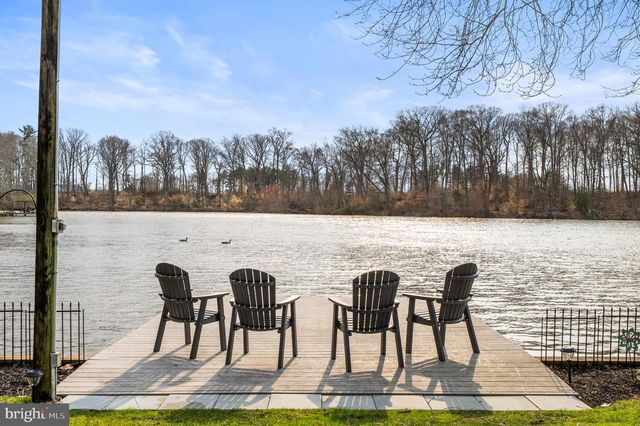 61 LAKEVIEW DR, Woodstown, NJ 08098