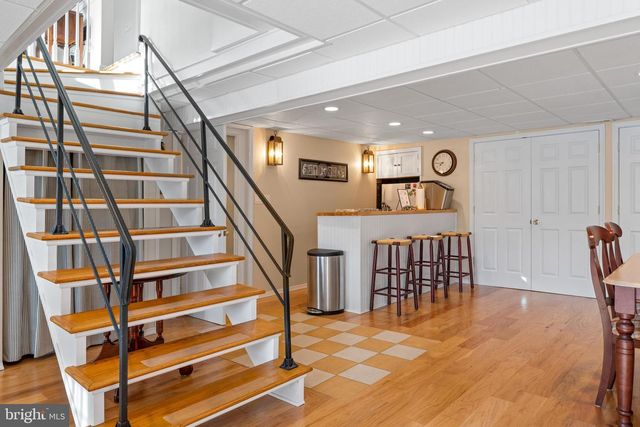 61 LAKEVIEW DR, Woodstown, NJ 08098