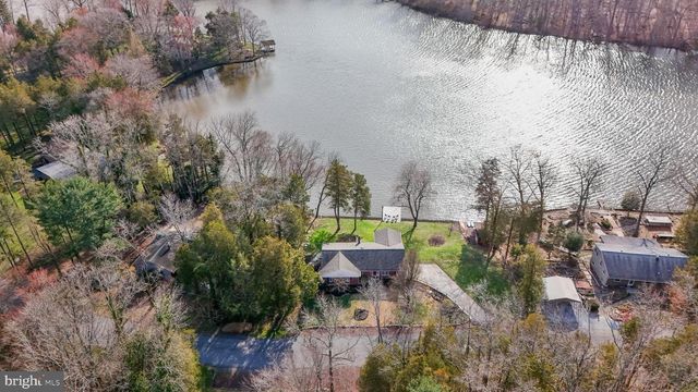 61 LAKEVIEW DR, Woodstown, NJ 08098