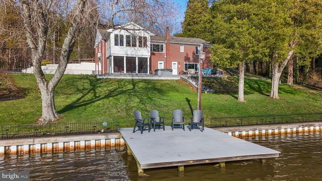 61 LAKEVIEW DR, Woodstown, NJ 08098