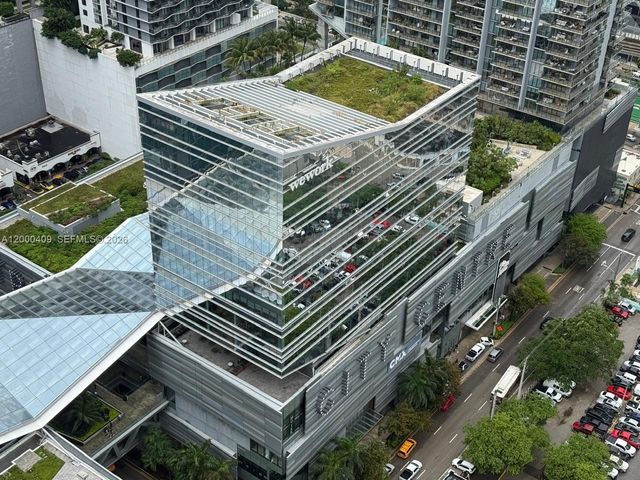 68 SE 6th St 3906, Miami, FL 33131