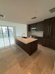 68 SE 6th St 3906, Miami, FL 33131
