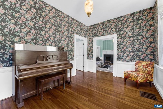 4301 LONGDALE FURNACE RD, Clifton Forge, VA 24422
