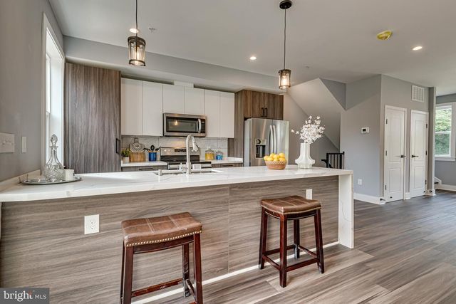 3830 1ST ST SE, Washington, DC 20032