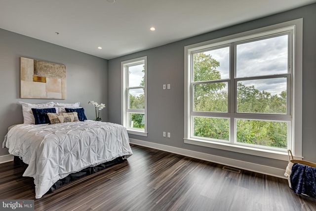 3830 1ST ST SE, Washington, DC 20032