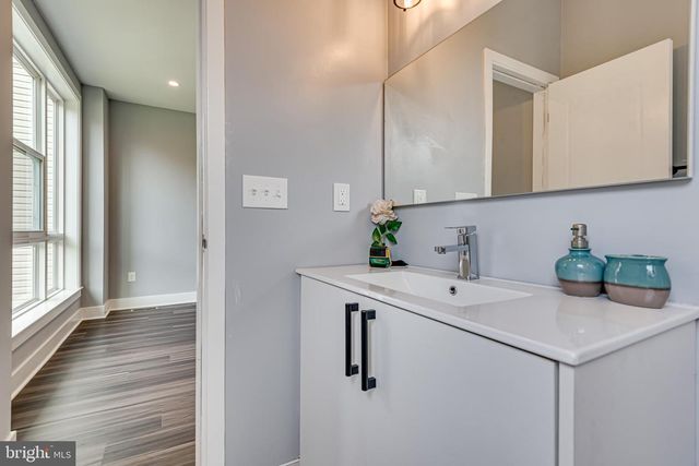 3830 1ST ST SE, Washington, DC 20032