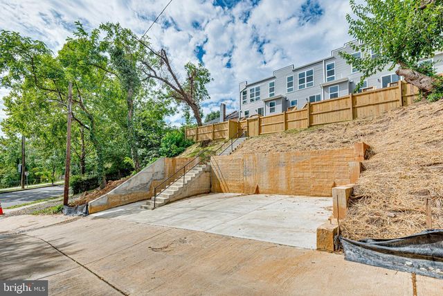 3830 1ST ST SE, Washington, DC 20032