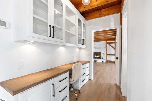 868 Old Hundred Road, Pelzer, SC 29669