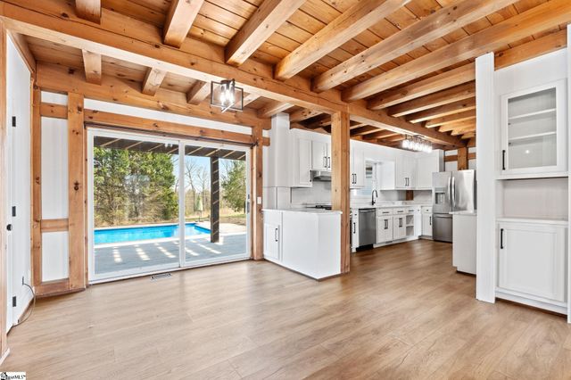 868 Old Hundred Road, Pelzer, SC 29669