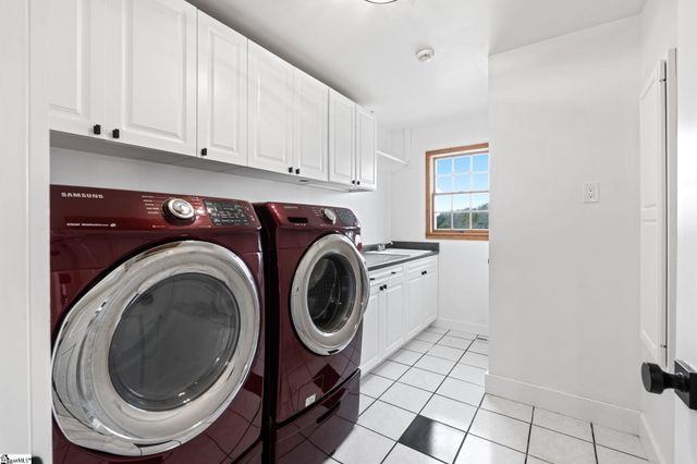 868 Old Hundred Road, Pelzer, SC 29669