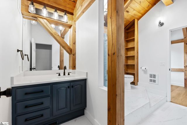 868 Old Hundred Road, Pelzer, SC 29669