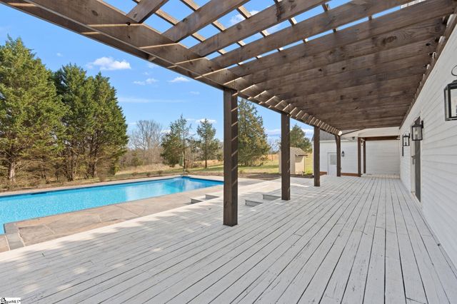 868 Old Hundred Road, Pelzer, SC 29669