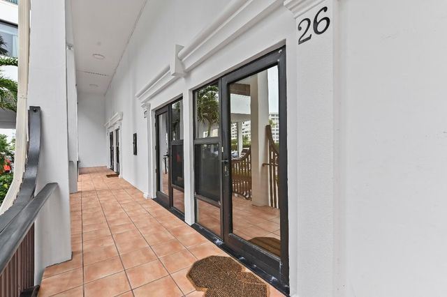 3589 S Ocean Boulevard 26, South Palm Beach, FL 33480