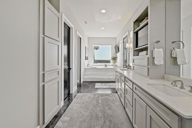 220 Eagle RDG, Burnet, TX 78611