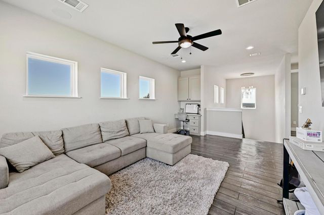 220 Eagle RDG, Burnet, TX 78611