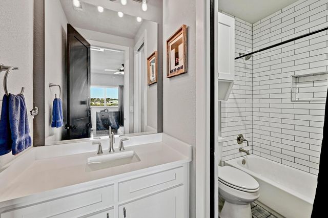 220 Eagle RDG, Burnet, TX 78611