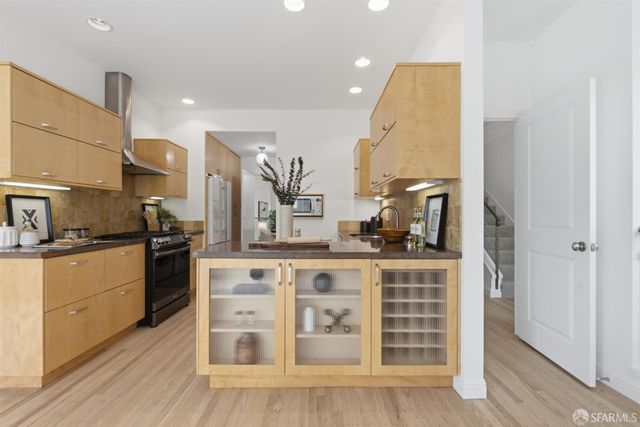 239 North Lake Merced Hills, San Francisco, CA 94132
