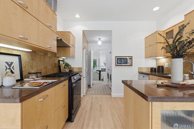 239 North Lake Merced Hills, San Francisco, CA 94132