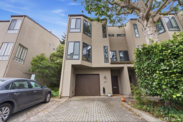 239 North Lake Merced Hills, San Francisco, CA 94132