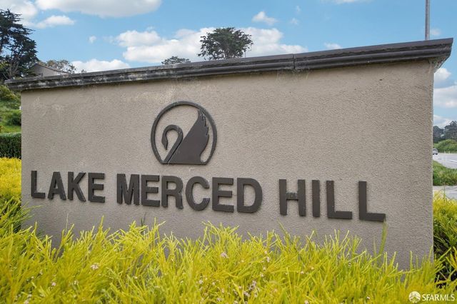 239 North Lake Merced Hills, San Francisco, CA 94132