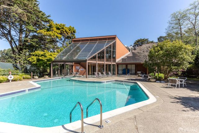 239 North Lake Merced Hills, San Francisco, CA 94132
