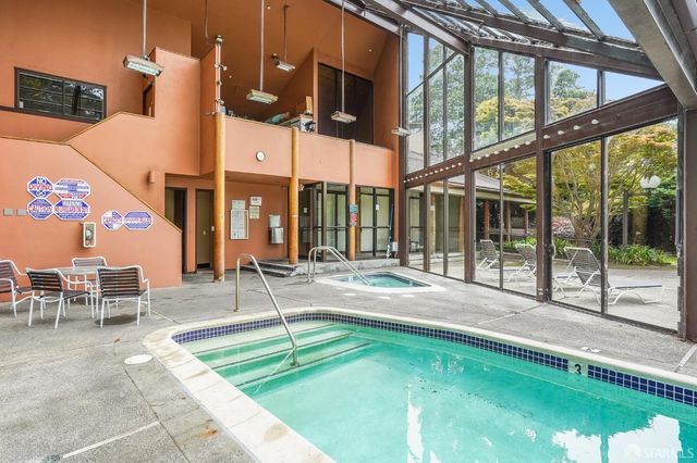 239 North Lake Merced Hills, San Francisco, CA 94132