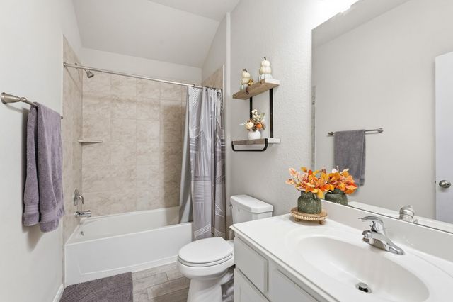 6419 Fiddlewood Thicket Lane, Katy, TX 77449