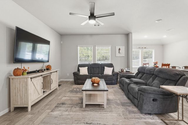 6419 Fiddlewood Thicket Lane, Katy, TX 77449