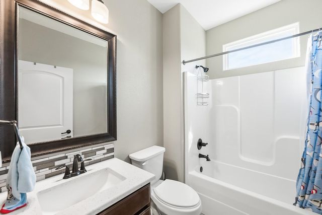 965 N Cedar Brook Circle, Mulvane, KS 67110