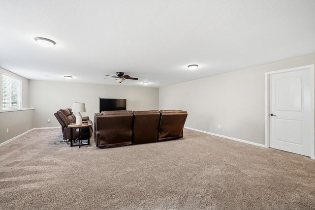 965 N Cedar Brook Circle, Mulvane, KS 67110