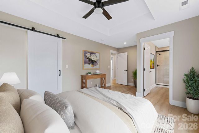 662 Beehive Road, Hendersonville, NC 28792