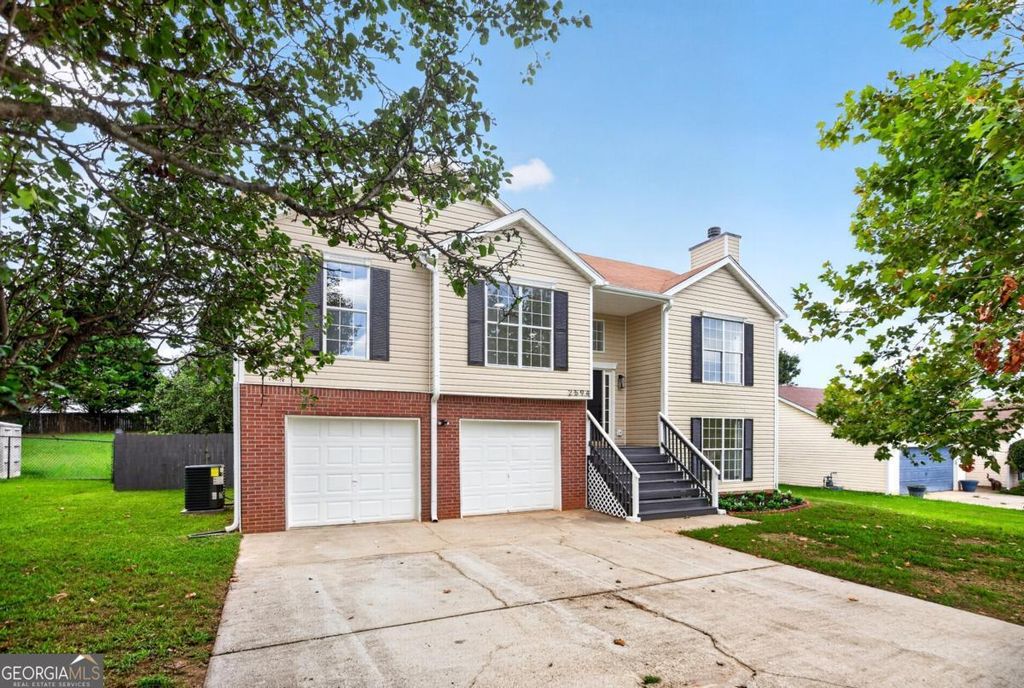 2594 Deann Drive, Ellenwood, GA 30294