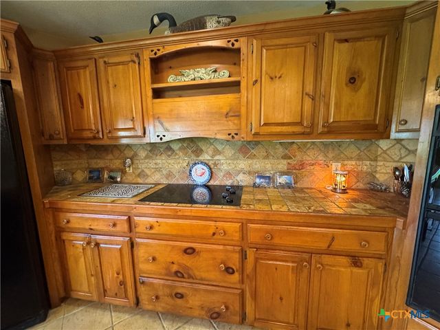 433 Las Brisas Boulevard, Seguin, TX 78155