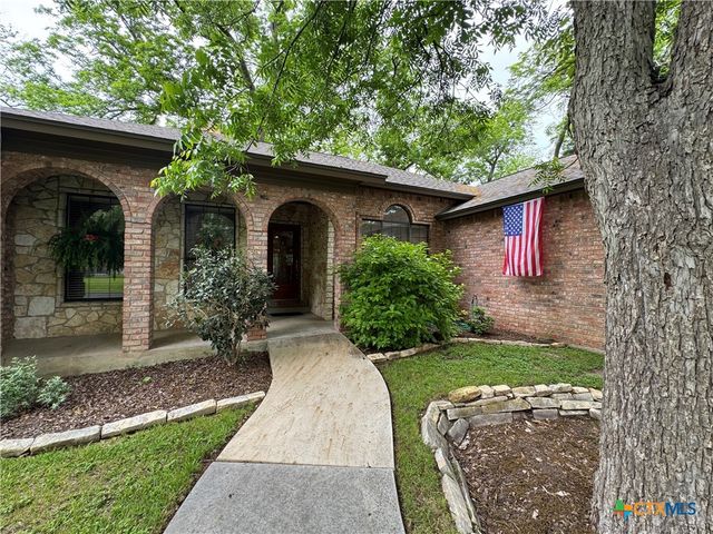 433 Las Brisas Boulevard, Seguin, TX 78155